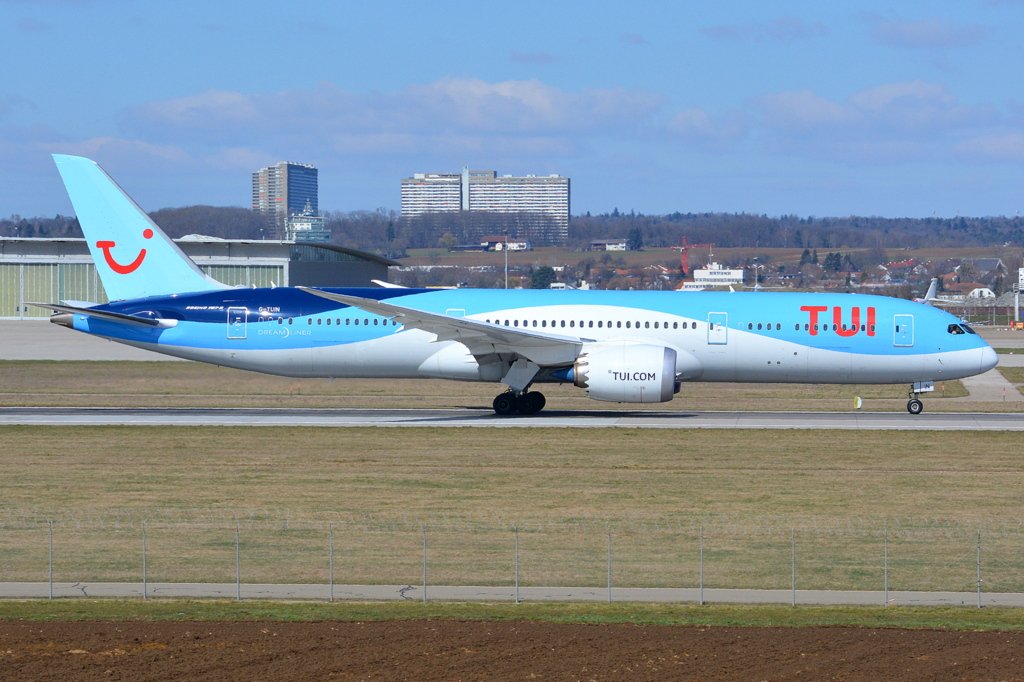 G-TUIN / TUI Airways / Boeing 787-9 Dreamliner