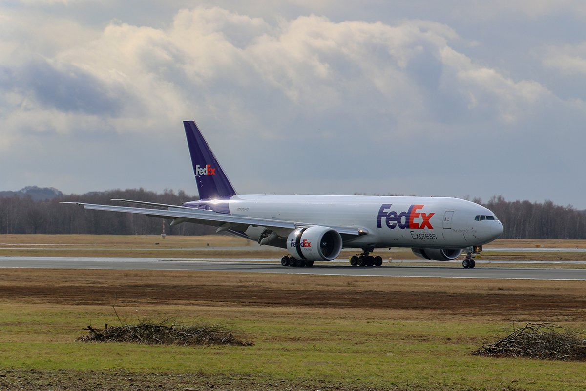 FedEx 777F N866FD
