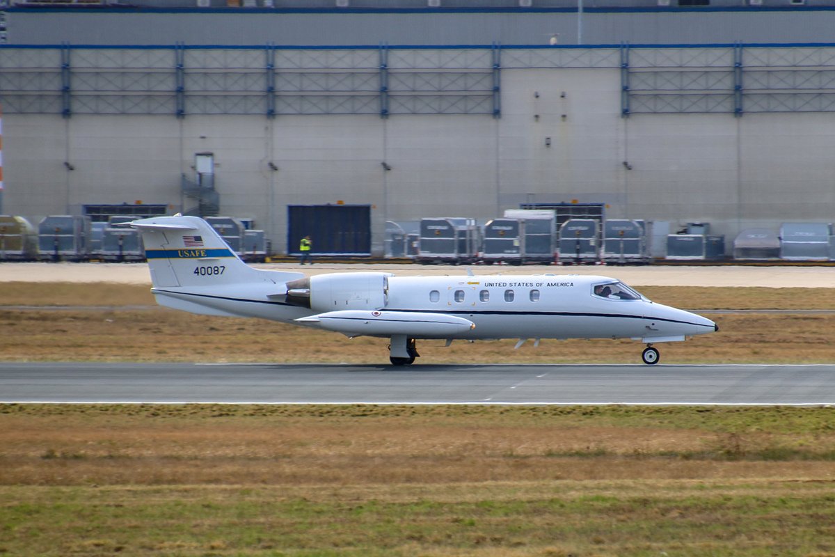 USAF C-21A 40087