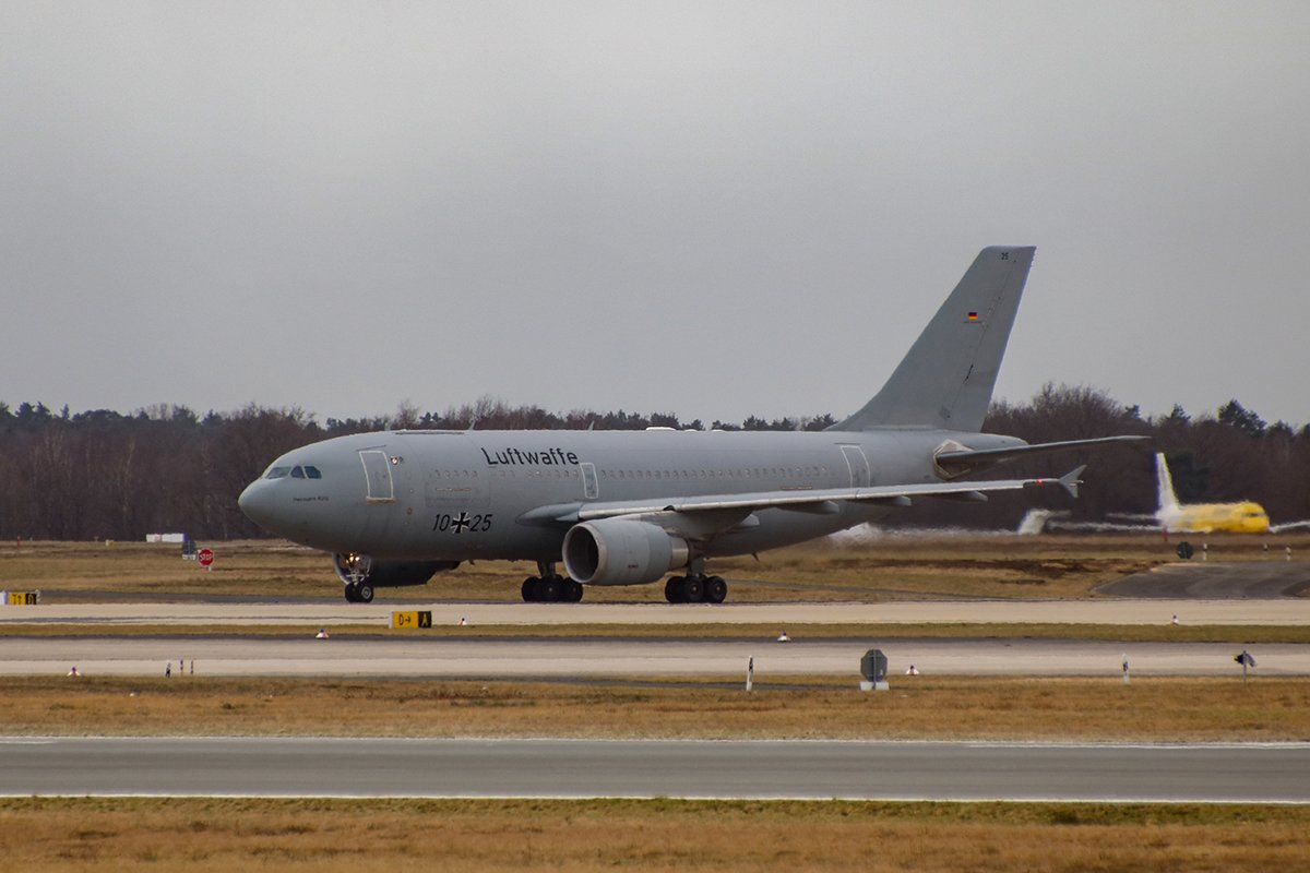 GAF A310-300MRTT 10+25