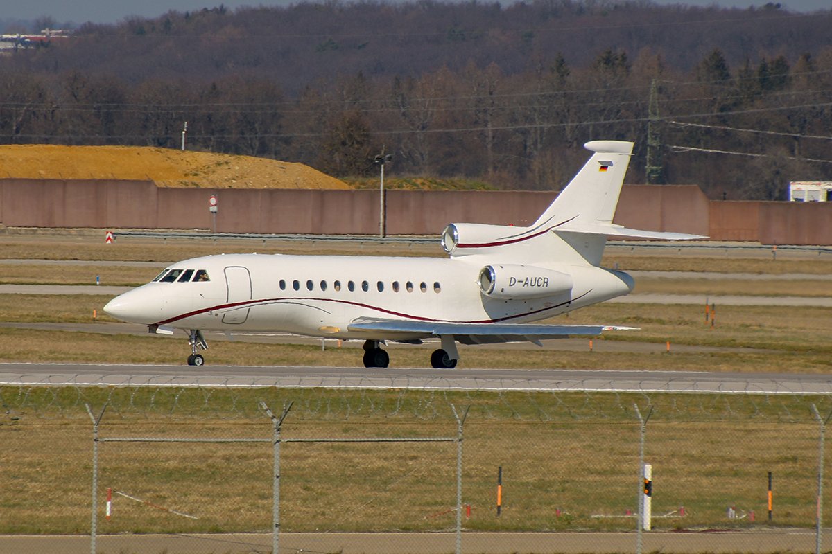 DC-Aviation Falcon900DX D-AUCR