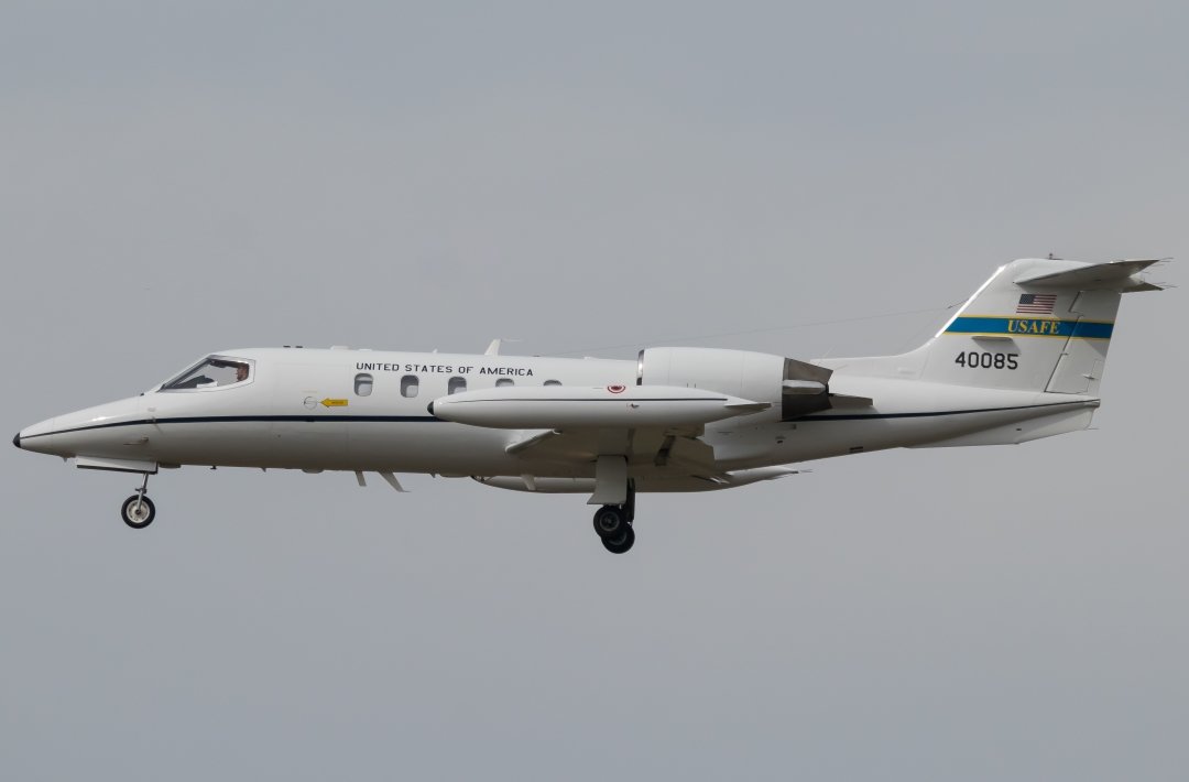 Bombardier C-21A 84-0085
