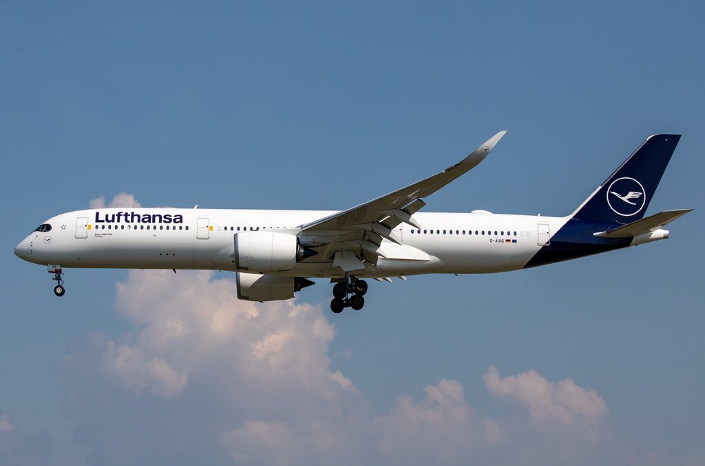 Lufthansa / D-AIXQ / Airbus A350-941