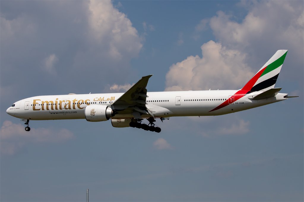 Emirates / A6-EQM / Boeing 777-31HER