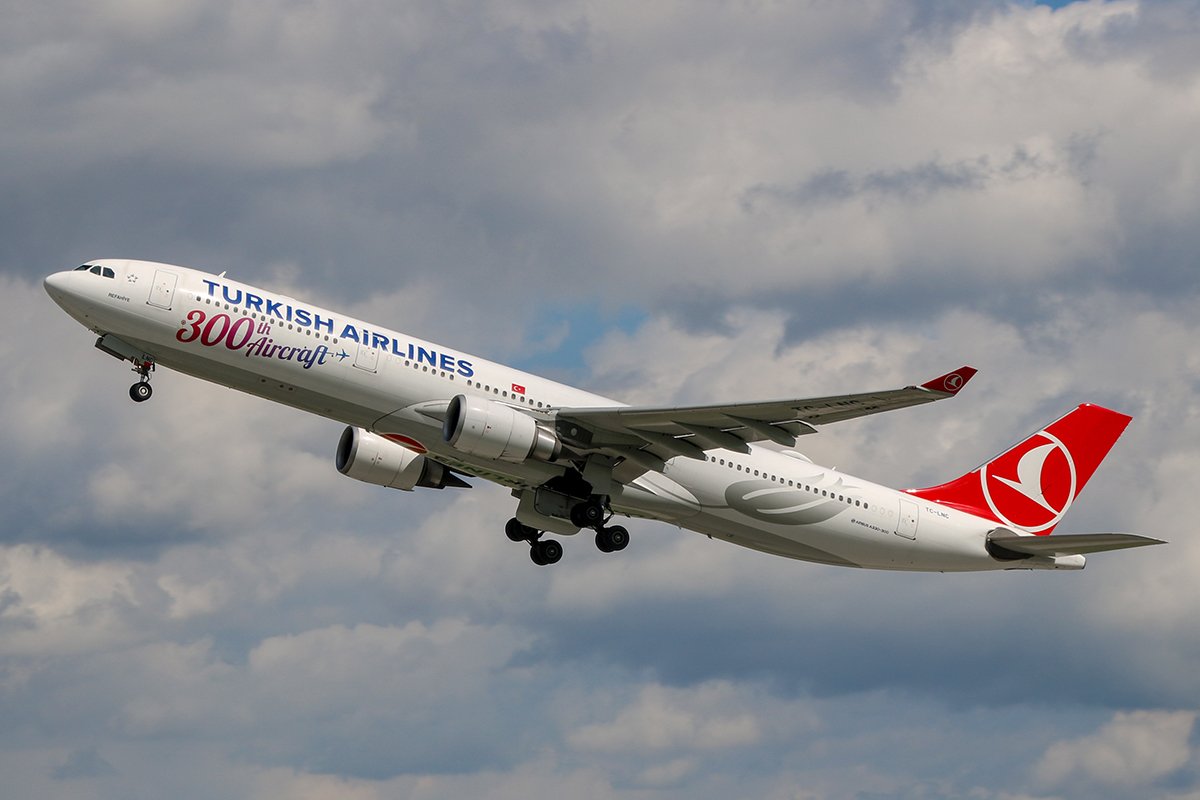 Turkish Airlines A330-300 TC-LNC