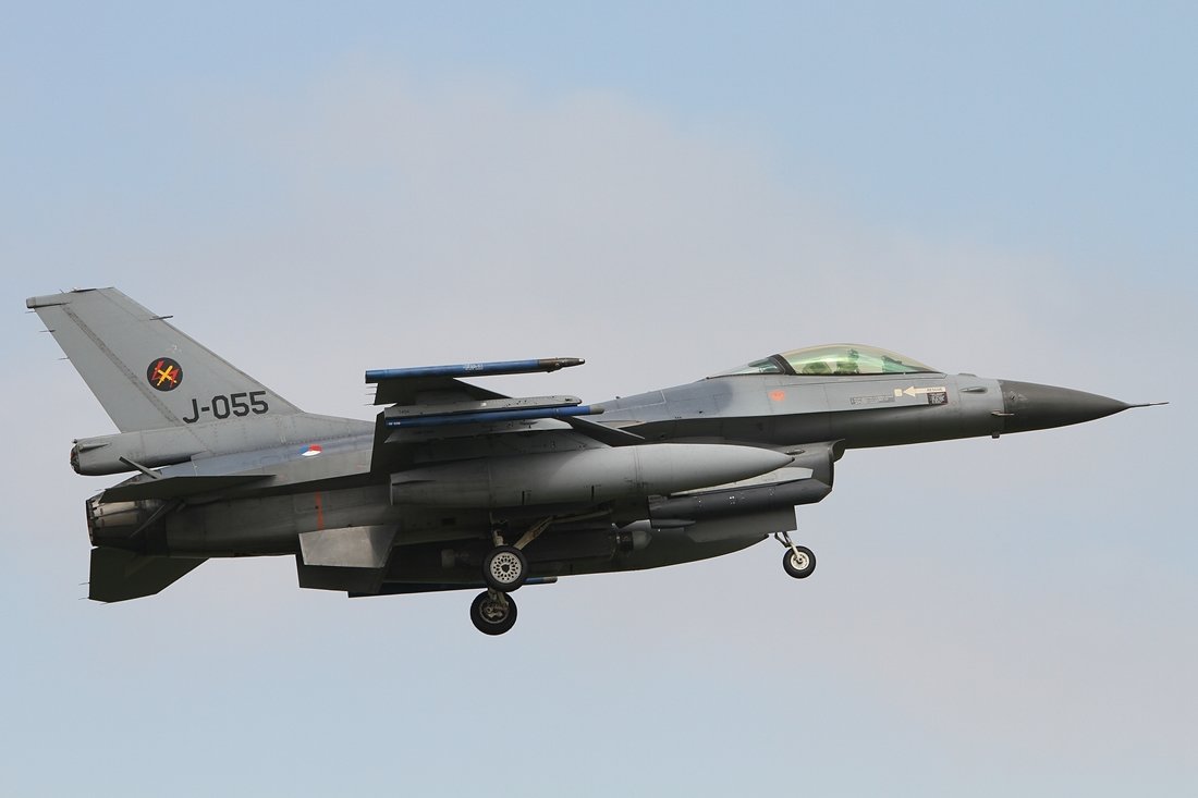 Niederlande - Royal Air Force General Dynamics F-16AM Fighting Falcon J-055