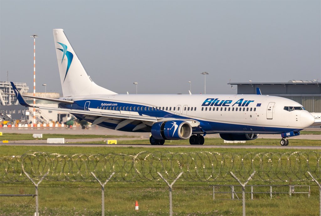 Blue Air / YR-BMM / Boeing 737-82R