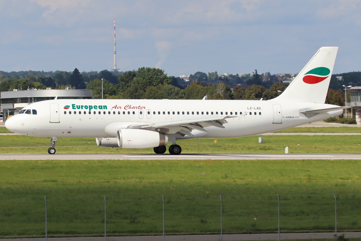 Airbus A320-231 LZ-LAD European Air Charter