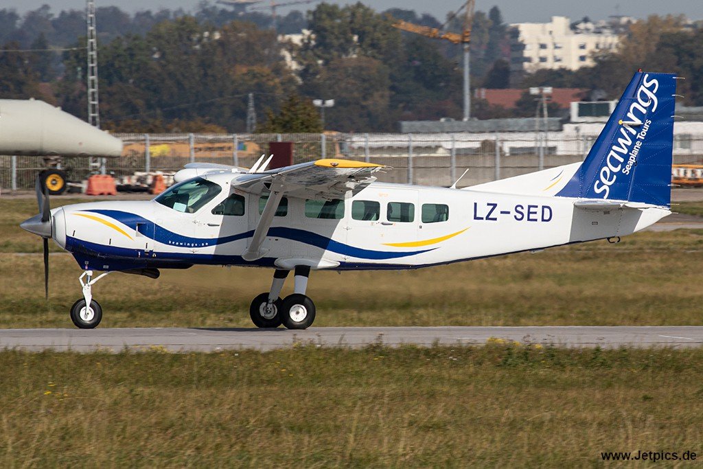 LZ-SED151021.jpg