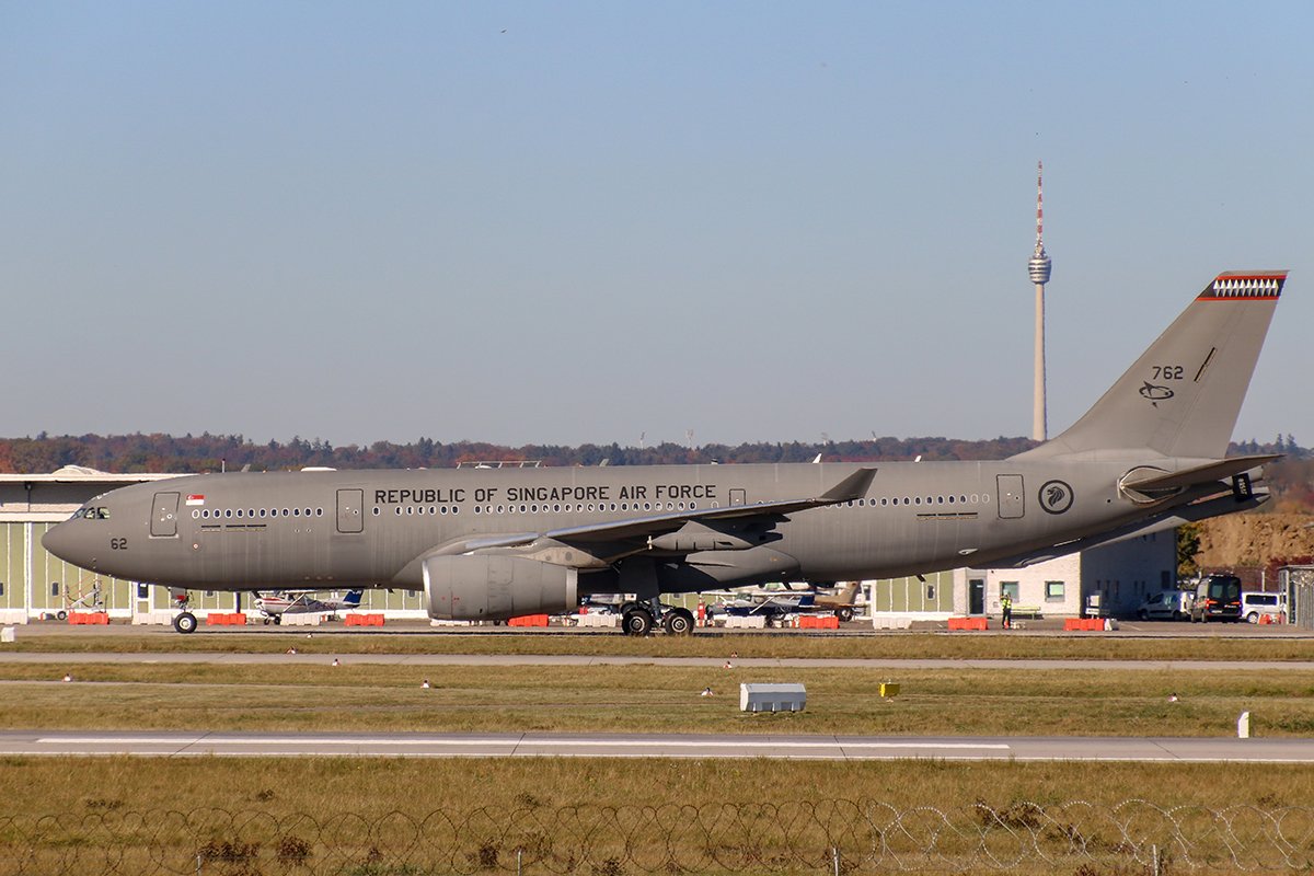 Singapore Air Force A332MRTT 762