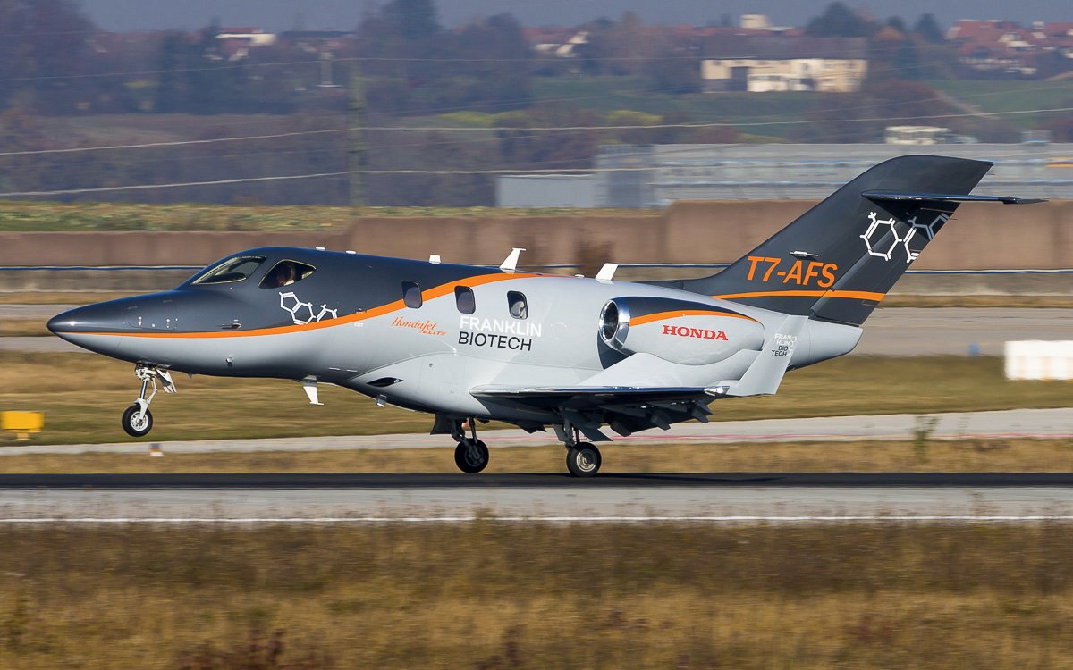 3 t7-afs hondajet.jpg