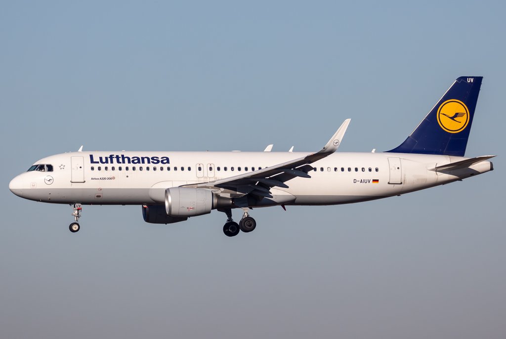 Lufthansa / D-AIUV / Airbus A320-214