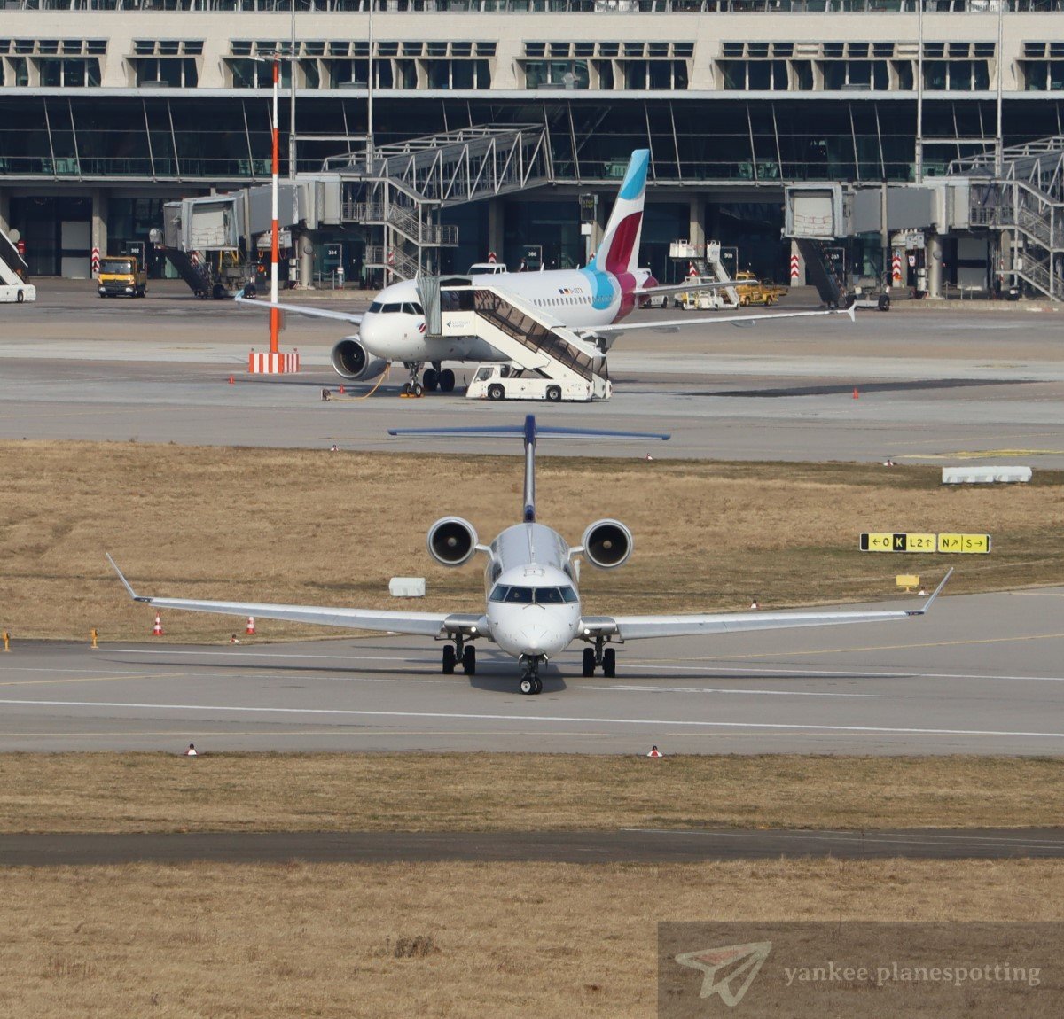 Lufthansa CRJ-900.jpg