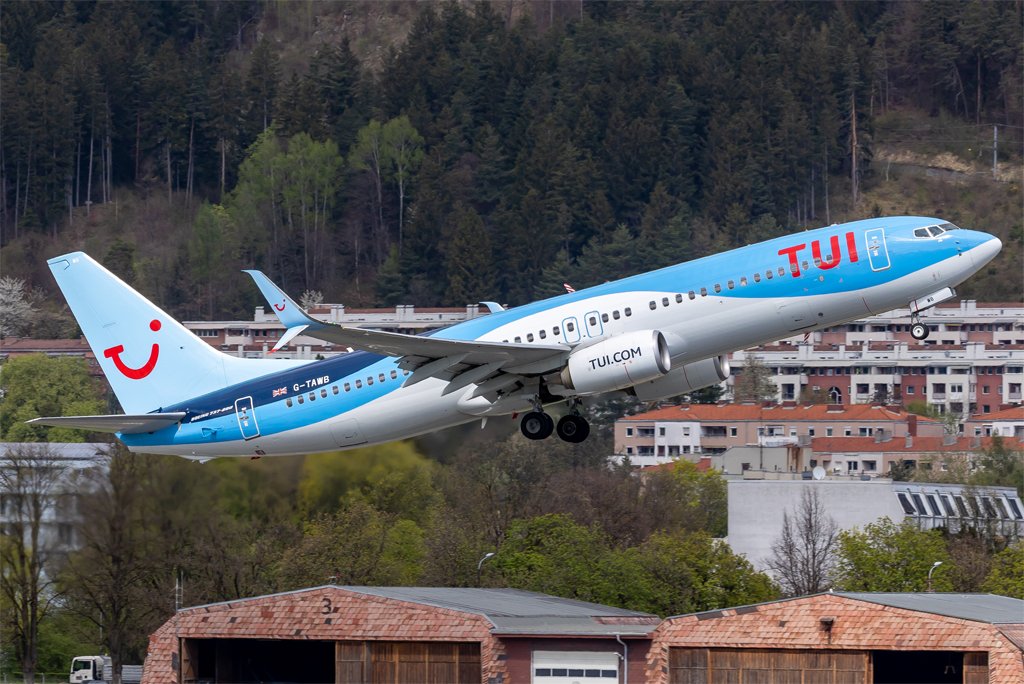 TUI / G-TAWB / Boeing 737-8K5