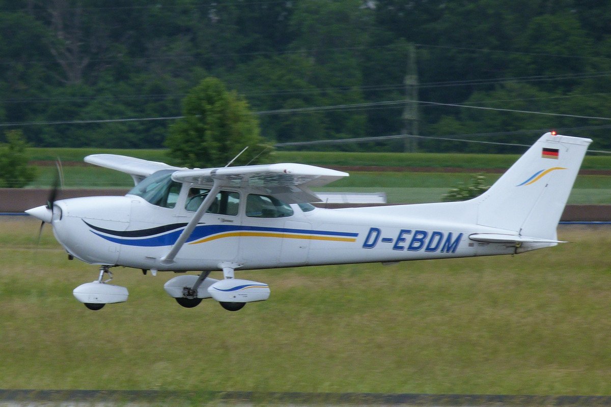 D-EBDM.     Cessna 172P