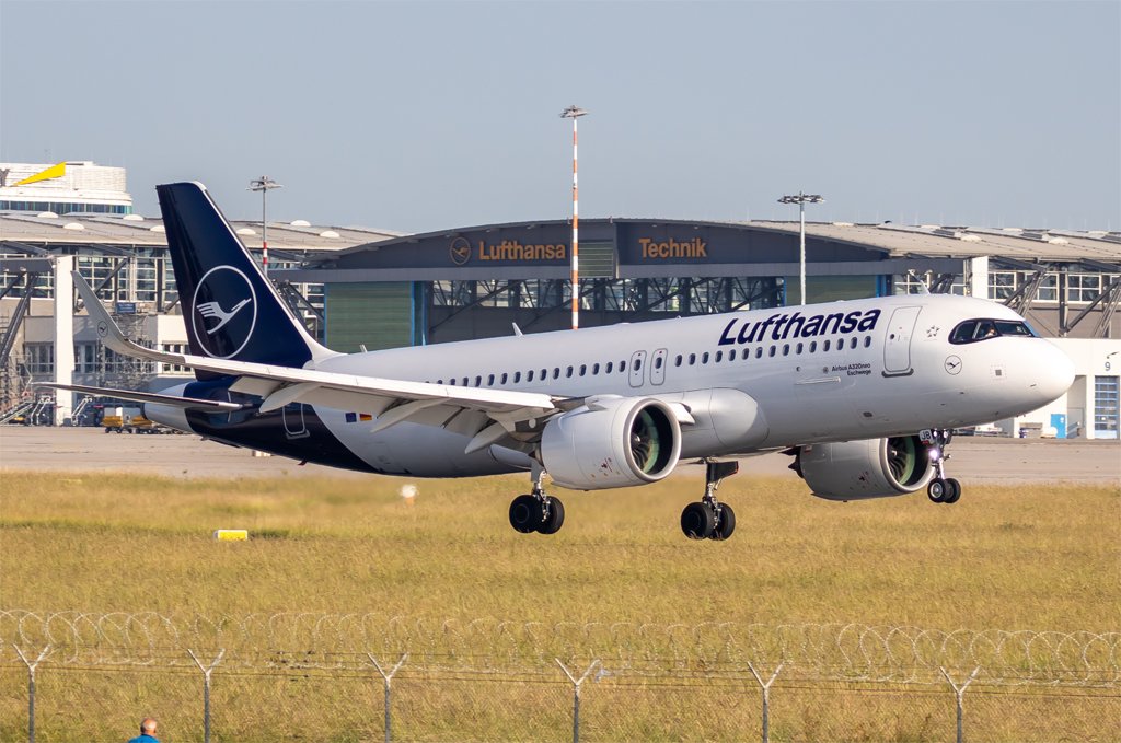 Lufthansa / D-AIJB / Airbus A320-271N