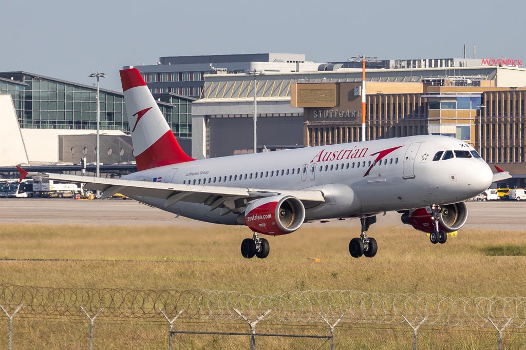 Austrian Airlines / OE-LXB / Airbus A320-216