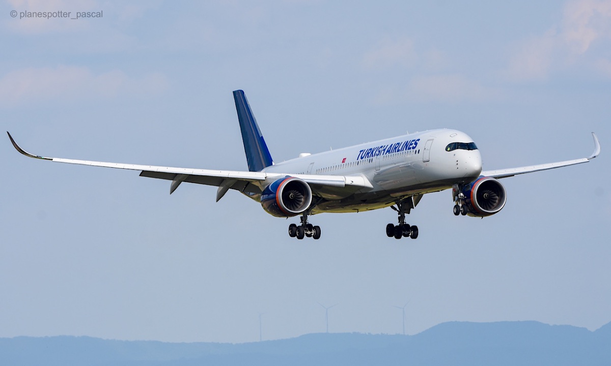 Turkish Airlines / Airbus / A350-941 / TC-LGI