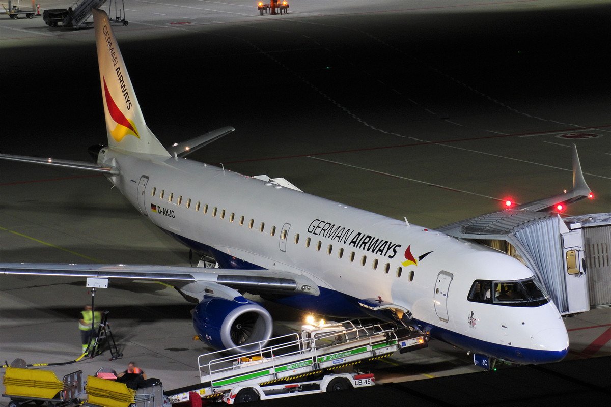 D-AKJC Embraer ERJ-190SR German Airways