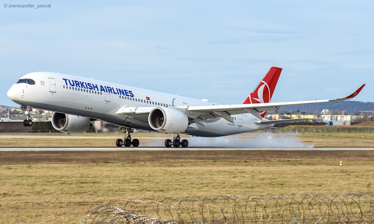 TC-LGA / Turkish Airlines / Airbus A350-941