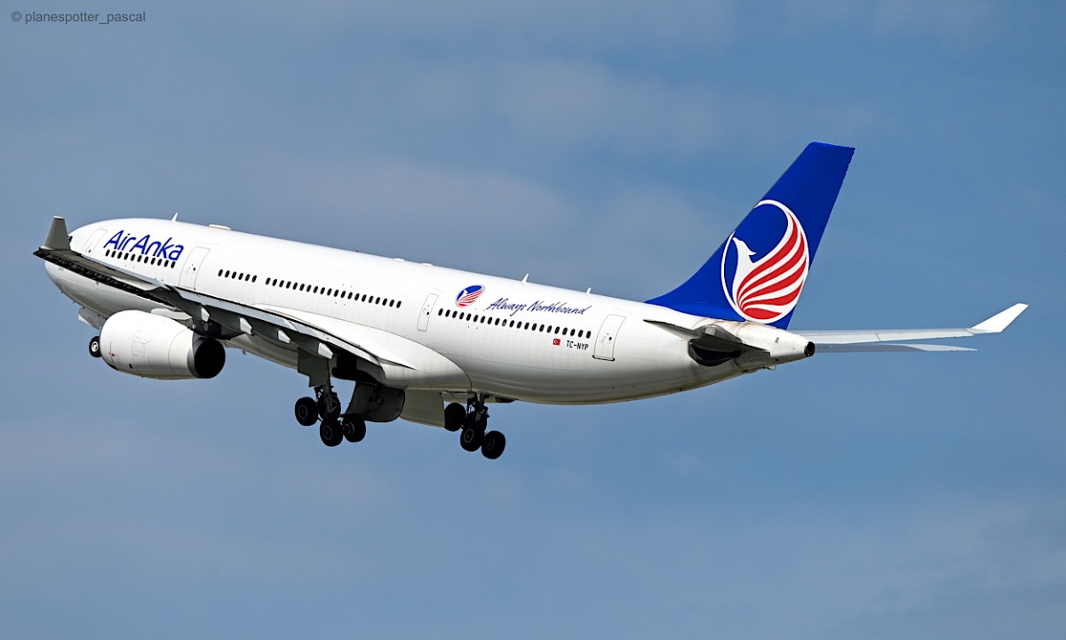 AirAnka / Airbus A330-243 / TC-NYP