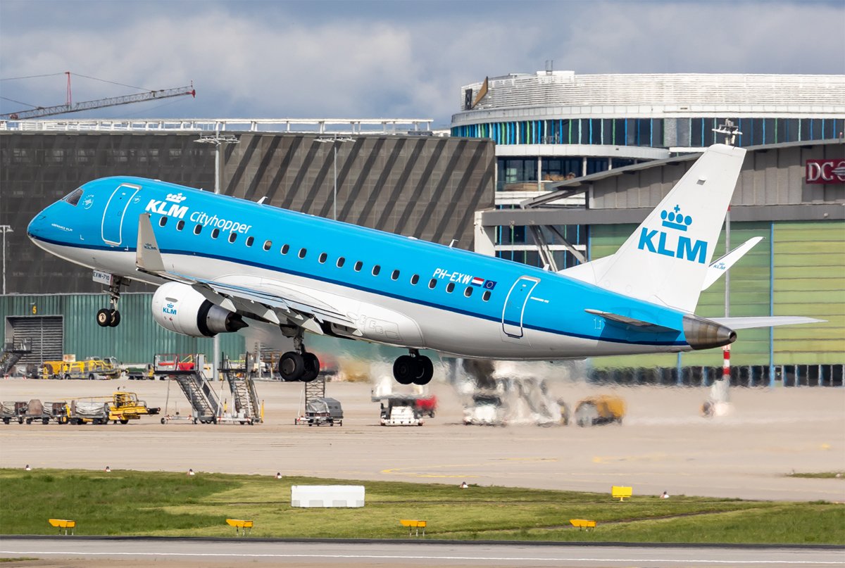KLM Cittyhopper / PH-EXW / Embraer 170-200STD