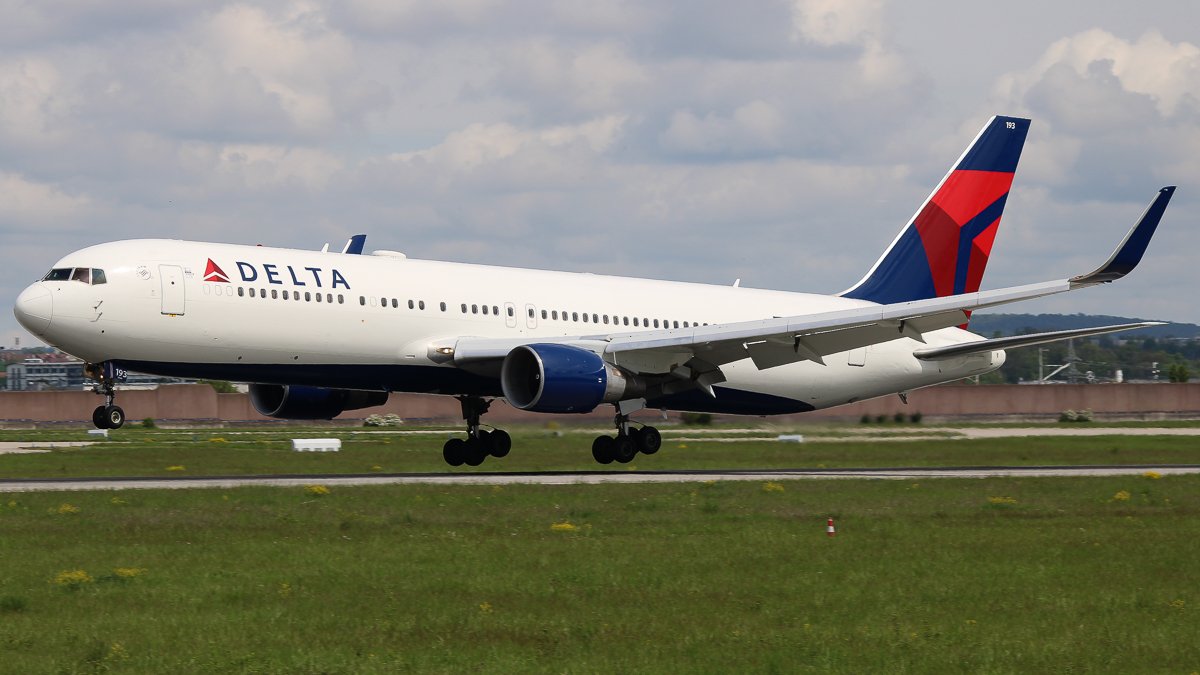 N193DN(1).JPG
