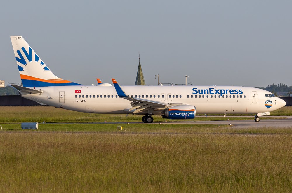 SunExpress / TC-SPK / Boeing 737-86N