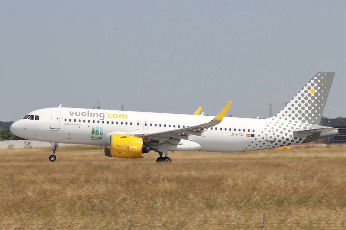 EC-NGC    A320-271N      Vueling Airlines