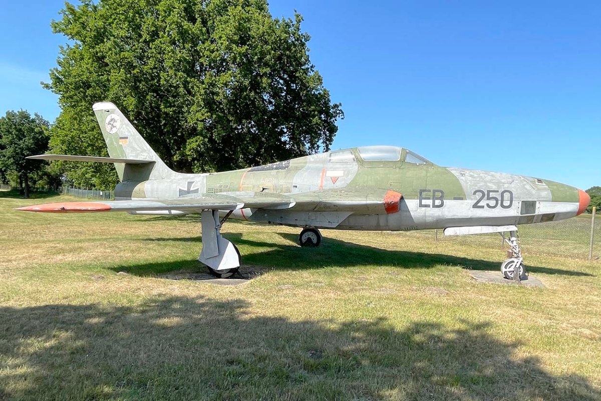 EB-250.jpg