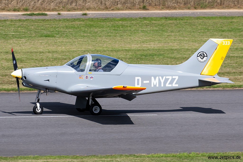 D-MYZZ050823.jpg