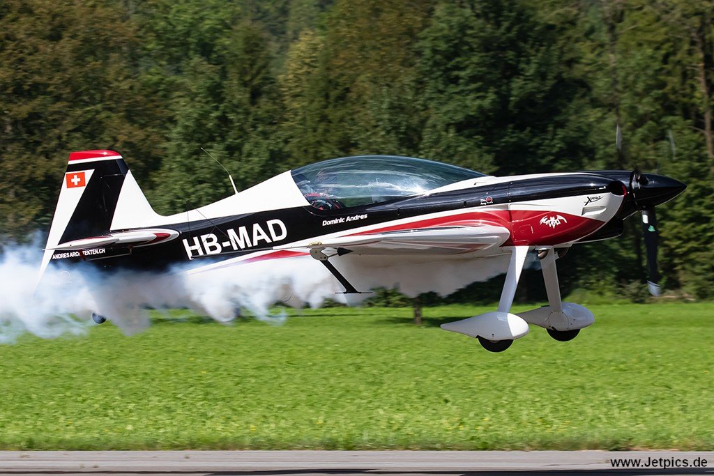 HB-MAD180823.jpg