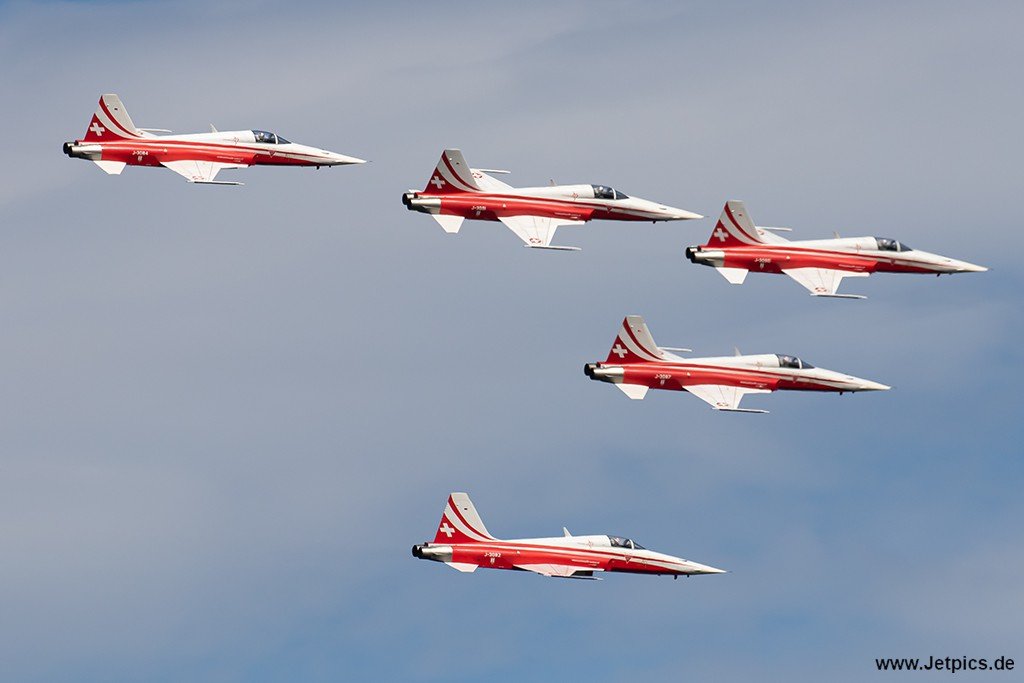 J-3087010923c.jpg