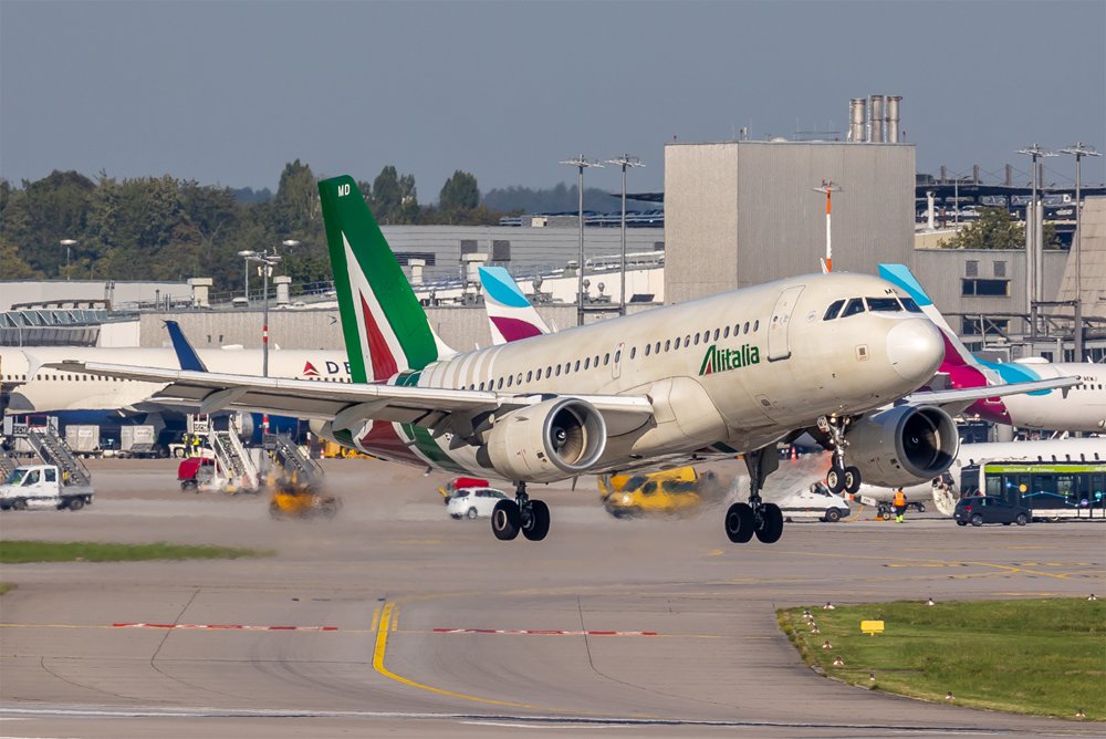 Alitalia (ITA Airways) / EI-IMD / Airbus A319-112