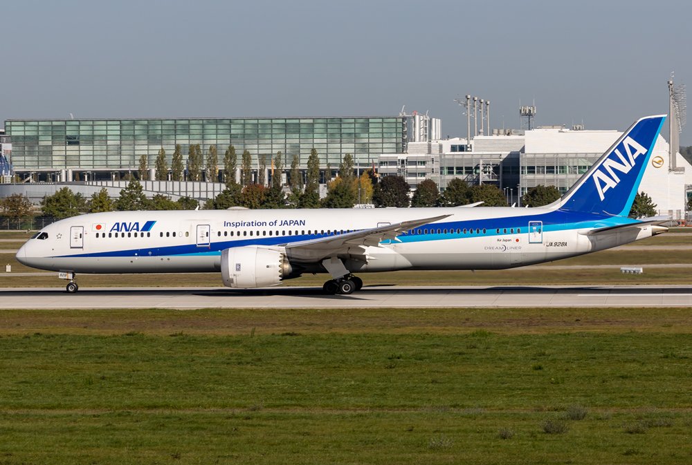 ANA / JA928A / Boeing 787-9 Dreamliner