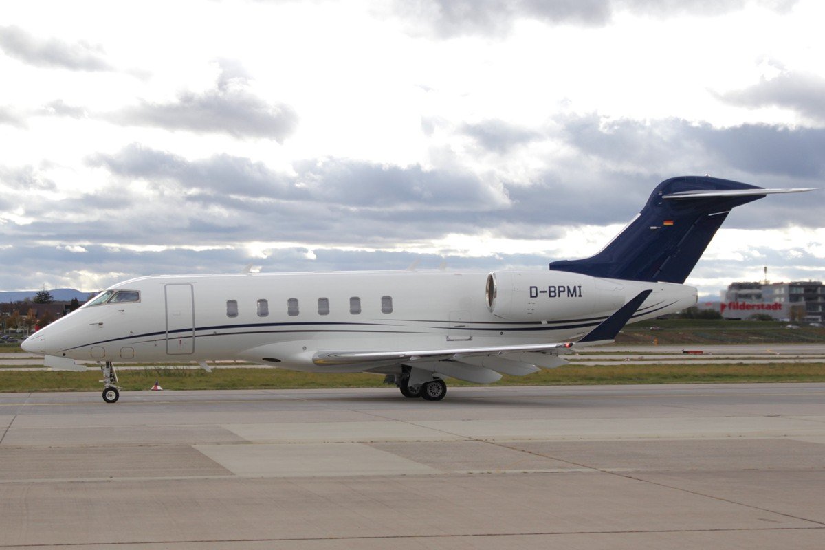 D-BPMI         Bombardier Challenger 350