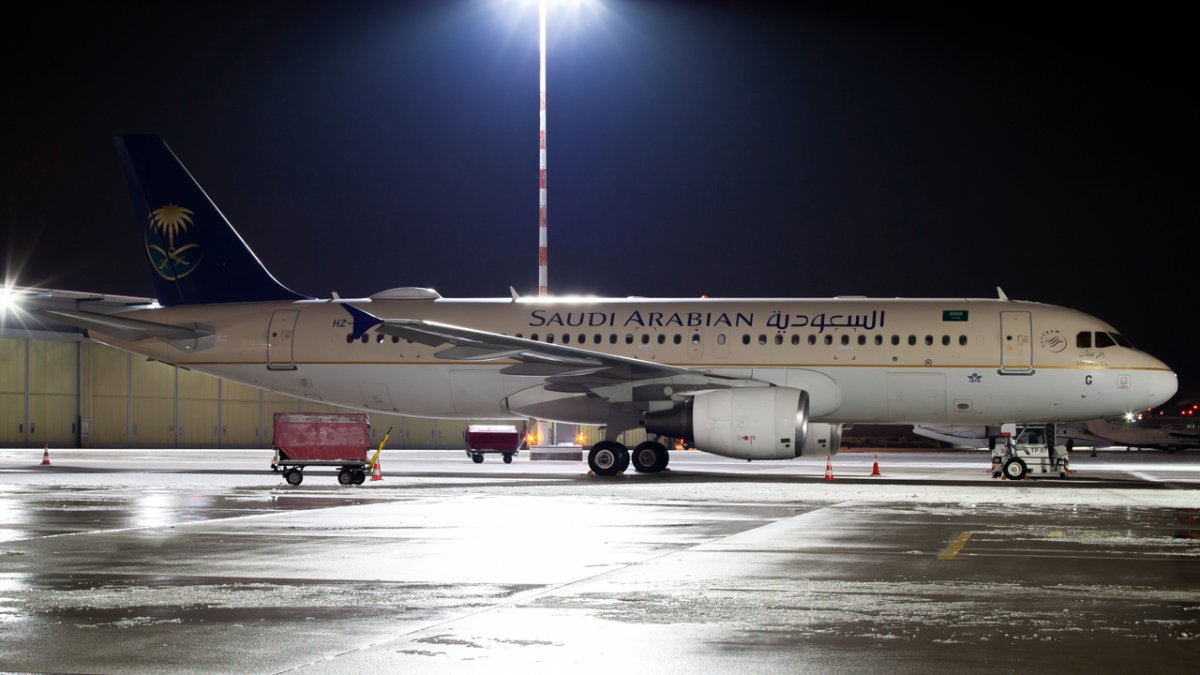 HZ-ASG A320-214 Saudi Arabian