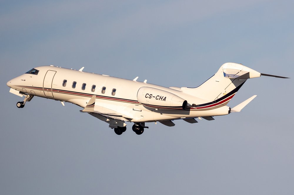 NetJets Europe / CS-CHA / Bombardier BD-100-1A10