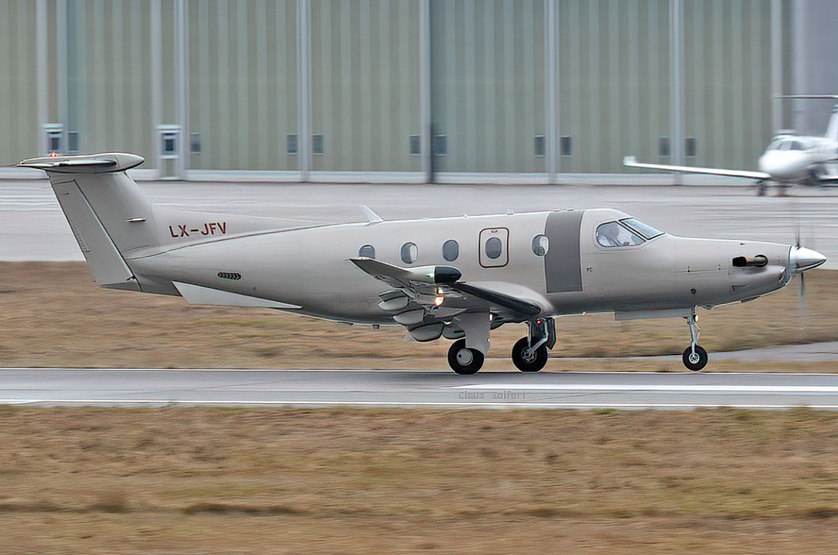 LX-JFV.jpg