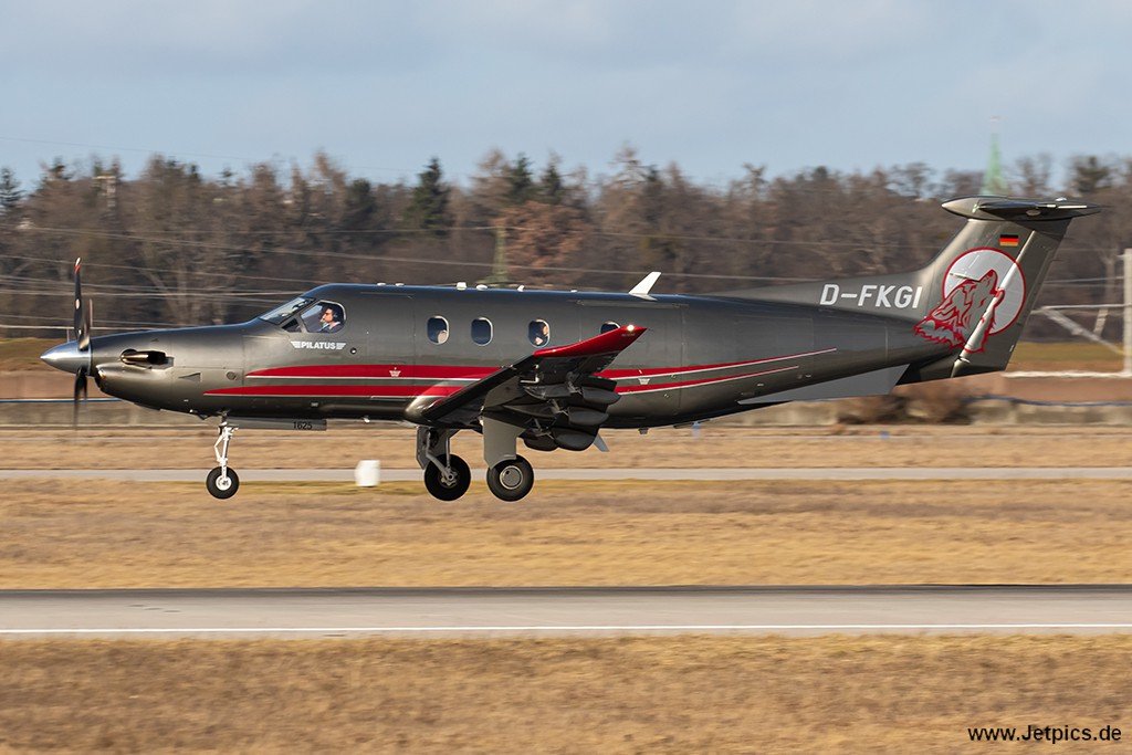 D-FKGI250124.jpg