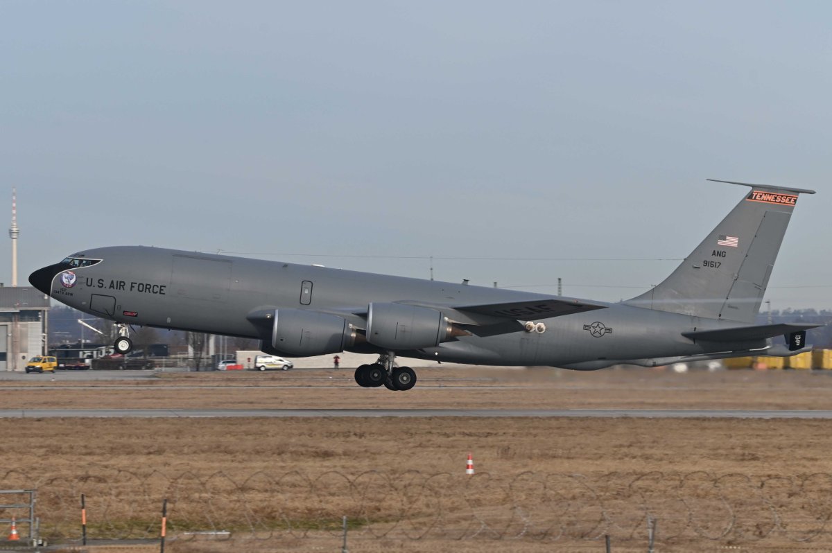 50-1517 USAF Boeing KC-135 R Stratotanker.JPG