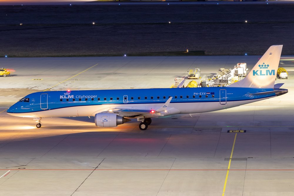 KLM / PH-EXV / Embraer 190-100STD