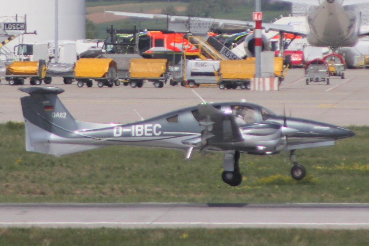 D-IBEC           Diamond DA62