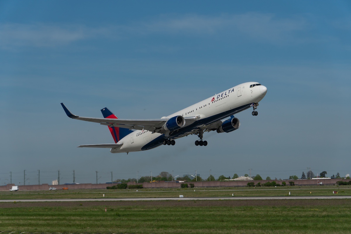 N1200K Delta 763 3.jpg