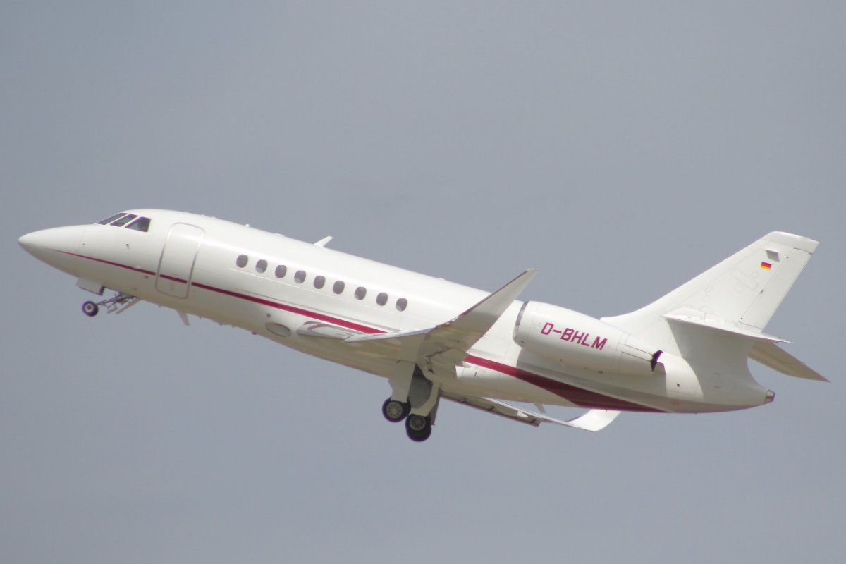 D-BHLM      Dassualt Falcon 2000S     DC Aviation