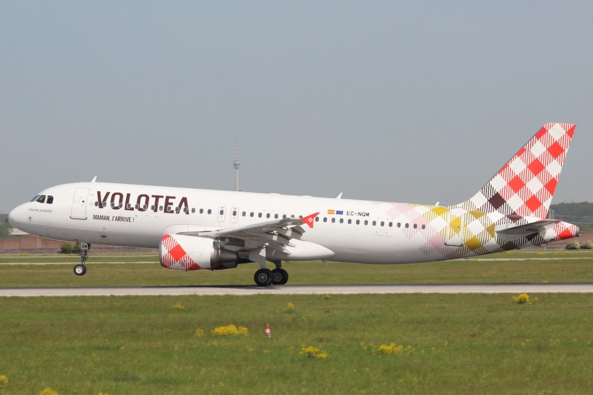 EC-NQM         A320-214          Volotea Airlines