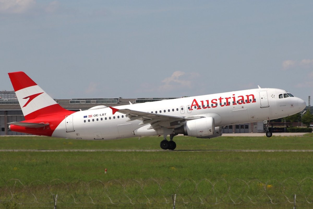 OE-LBT          A320-214        Austrian Airlines
