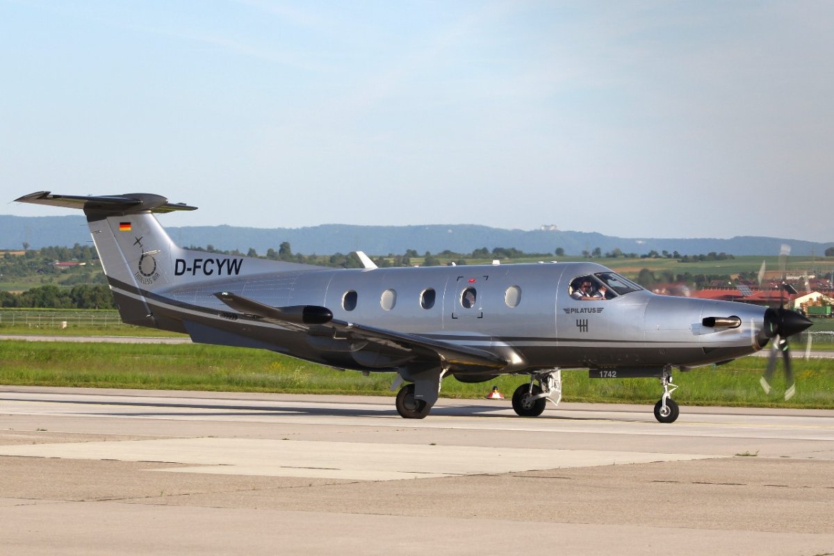 D-FCYW            Pilatus PC-12NG          Timeless Air