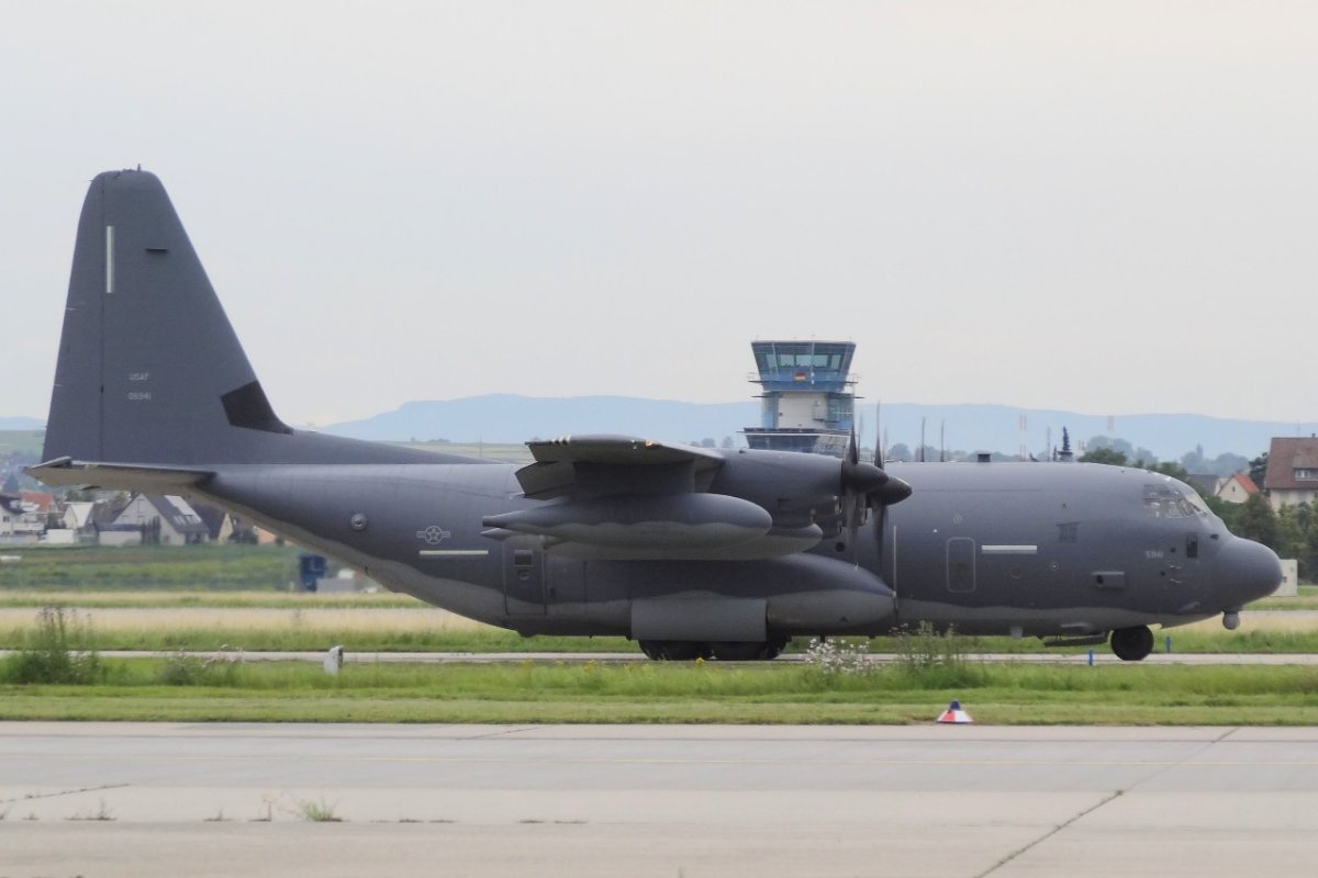 20-5941          MC-130J           USAF