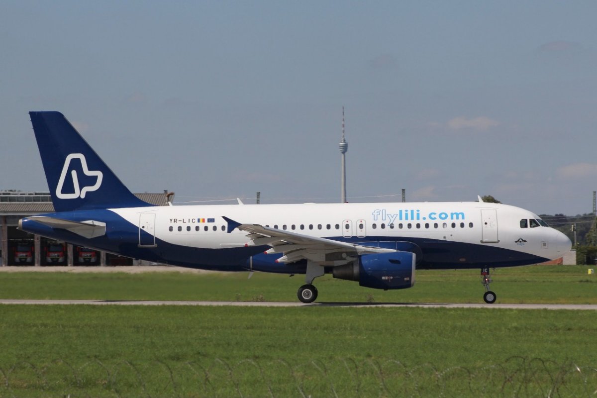 YR-LIC        A319-112      Fly Lili